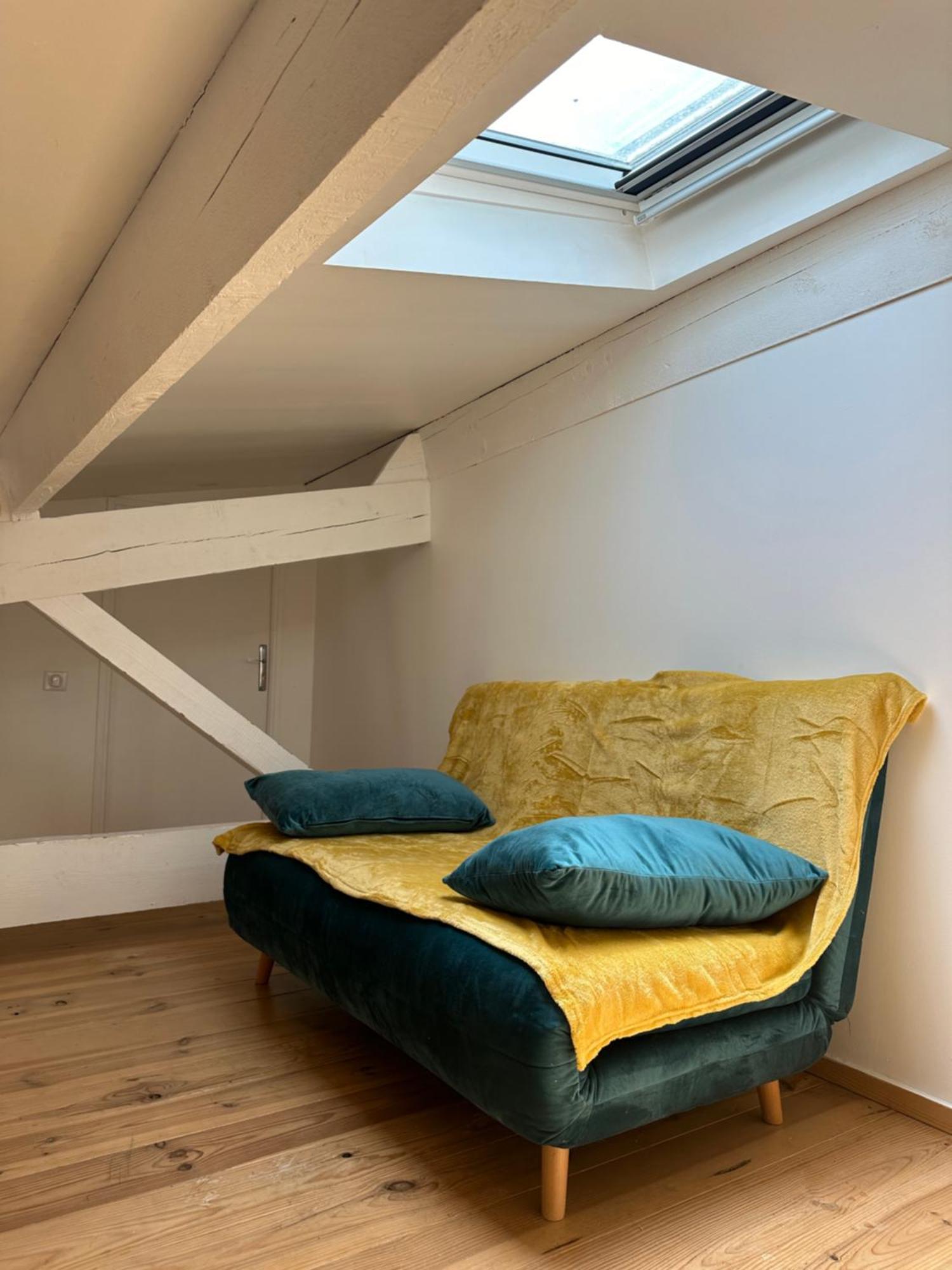 Appartement Avec Vue Sur L Eglise Des Saintes מראה חיצוני תמונה