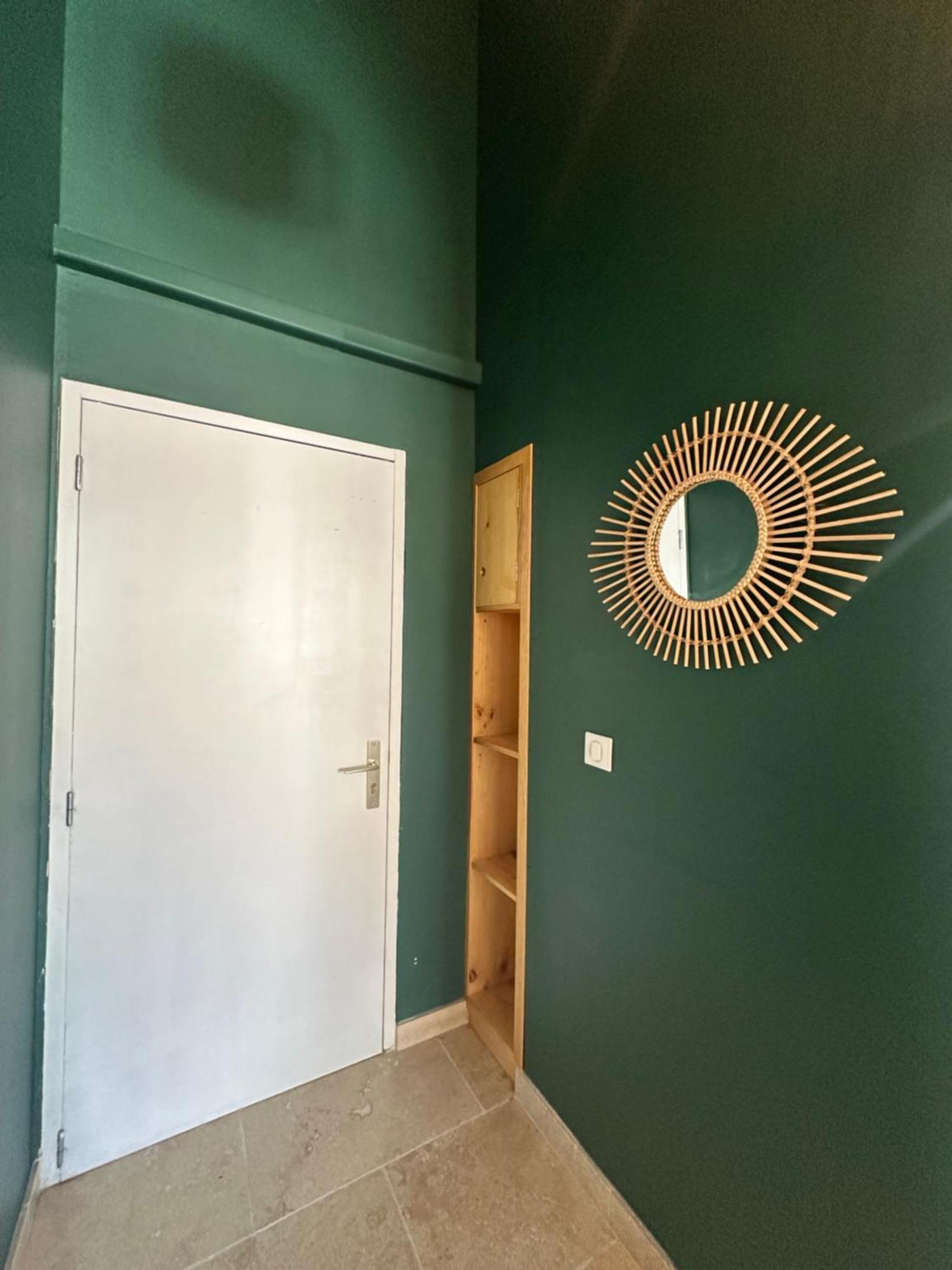Appartement Avec Vue Sur L Eglise Des Saintes מראה חיצוני תמונה